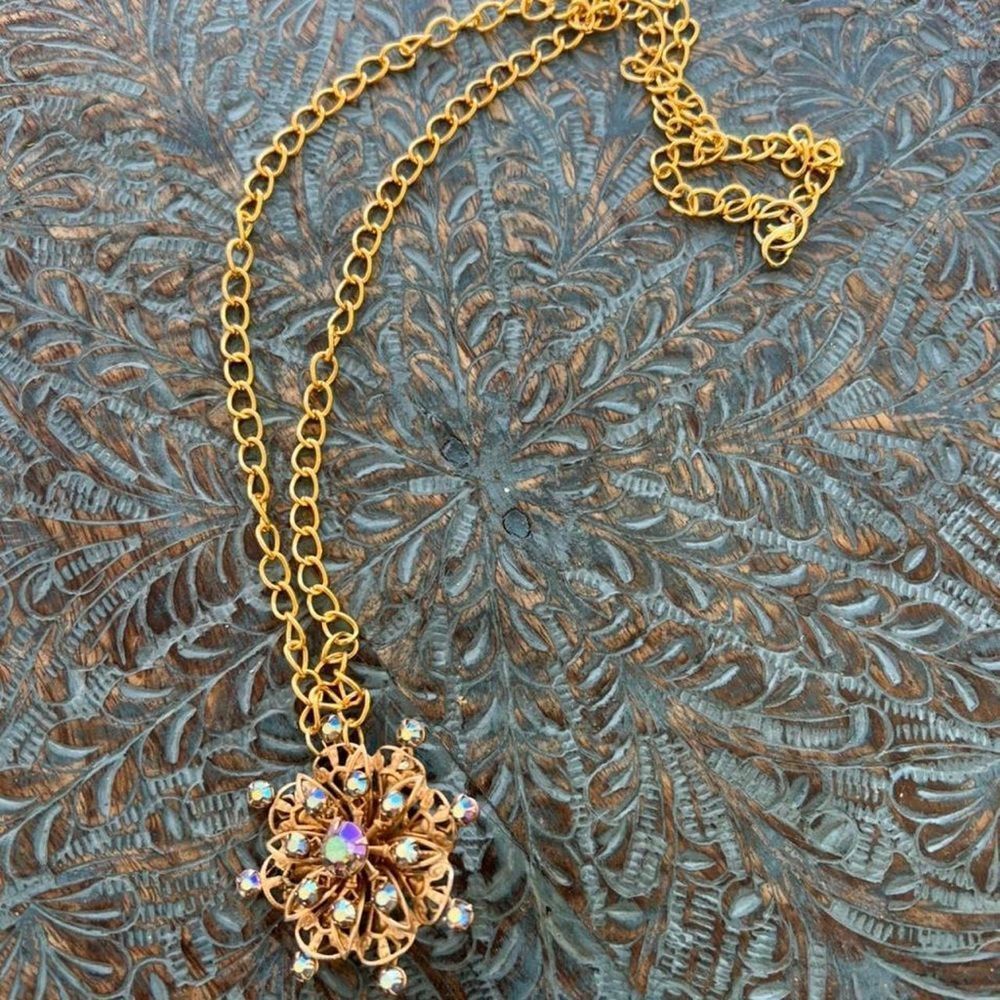 ‘Outside the Rain’ Necklace